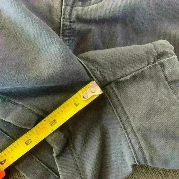 Aeropostale woman’s corduroy belted shorts size 9/10 - Picture 7 of 9